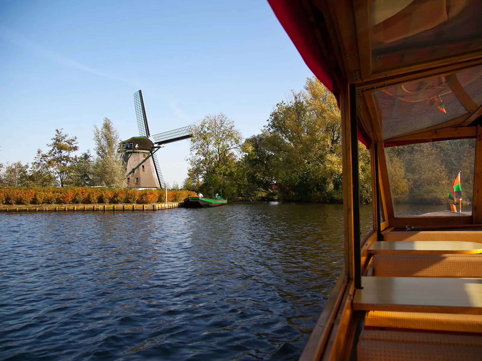 restaurant grandcafe centennial - aalsmeer rondvaart - large 4x3 - 003 restaurant grandcafe centennial - aalsmeer rondvaart