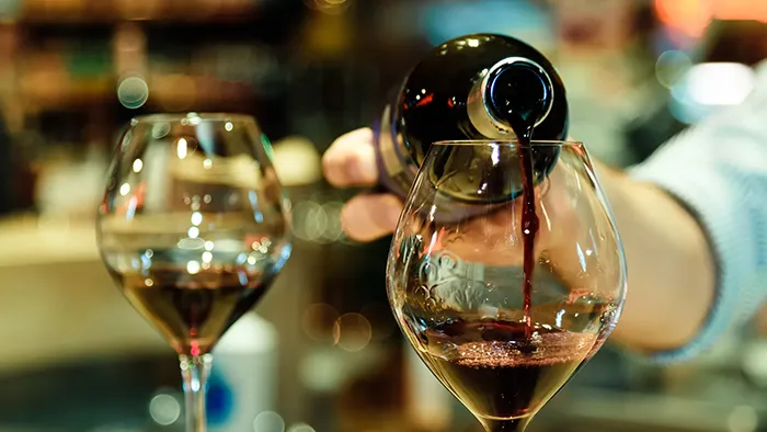 restaurant grandcafe Centennial - wijnbar - high-wine - wijnen - wijnkaart restaurant grandcafe Centennial - wijnbar - high-wine - wijnen - wijnkaart